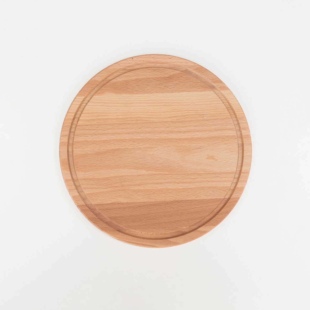 BEECH ROUND CUTTING BOARD WITH GROOVE